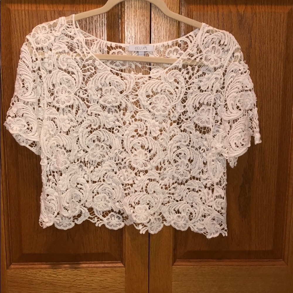 White knitted crop top